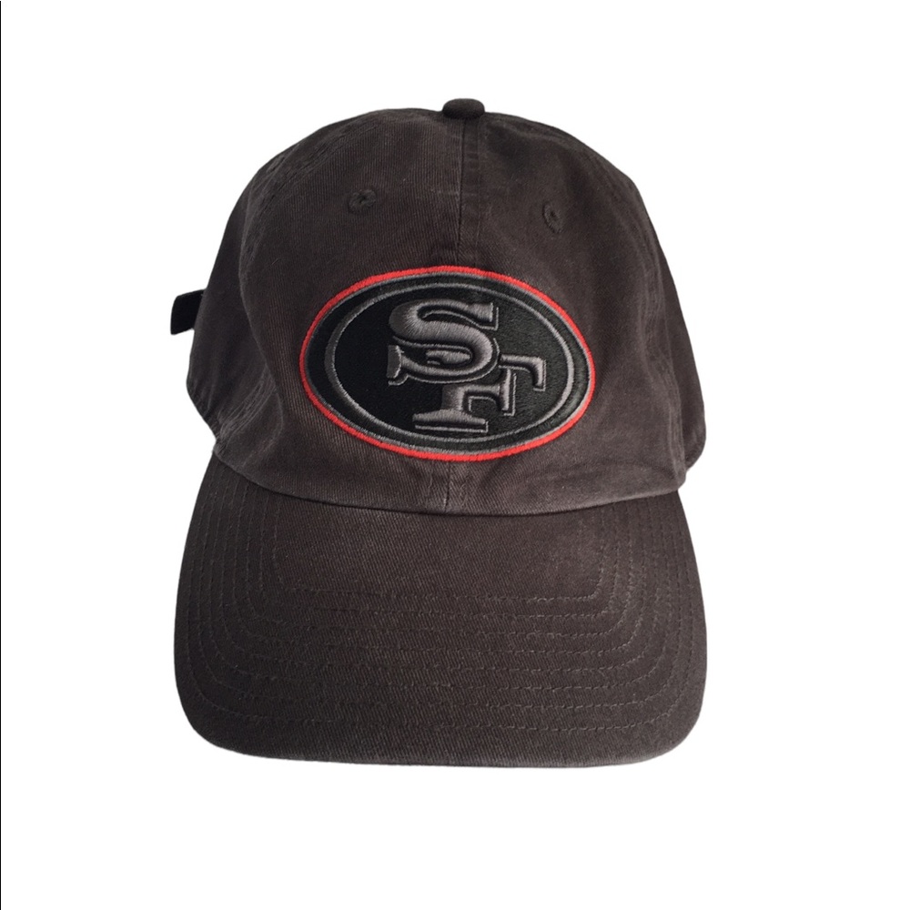 San Fransisco 49ers baseball cap. Official NFL. Adjustable snap strap. Prev own